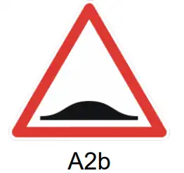 Panneau de danger A2b signalant un ralentisseur sur la chaussée – Code de la route en ligne CER