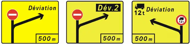 Panneaux de signalisation KD indiquant une déviation à 500 m, dont un itinéraire spécifique pour poids lourds – code de la route CER.